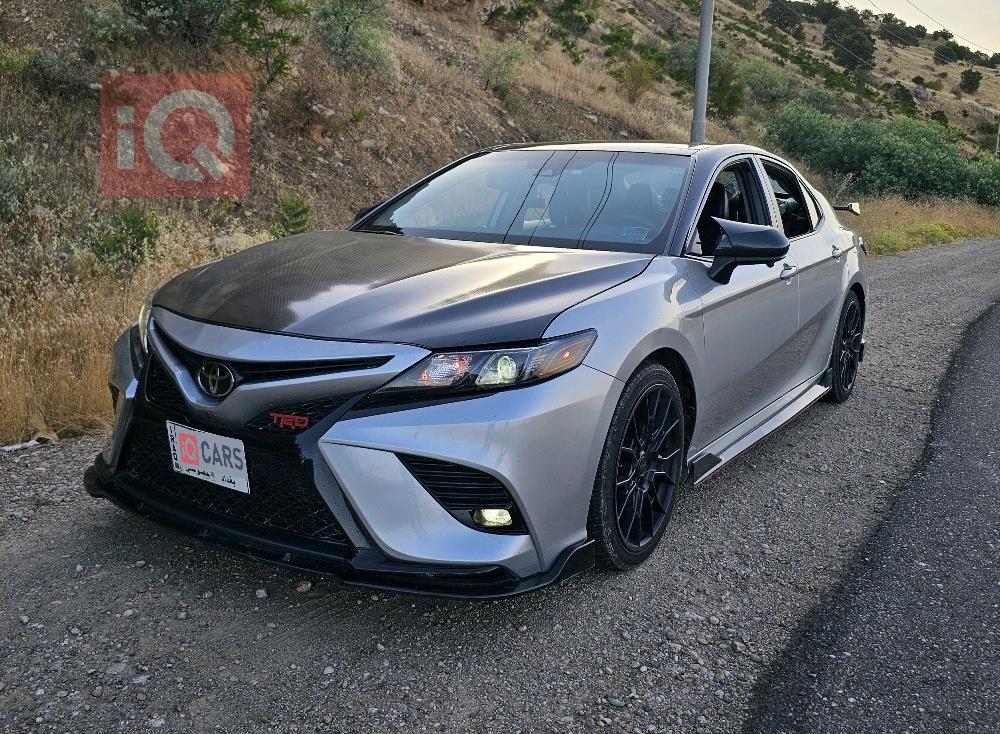 تۆیۆتا کامری